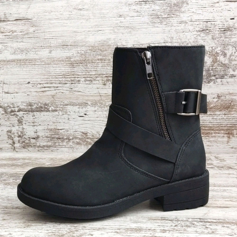 🟨NWT Brash Black Moto Ankle Boots